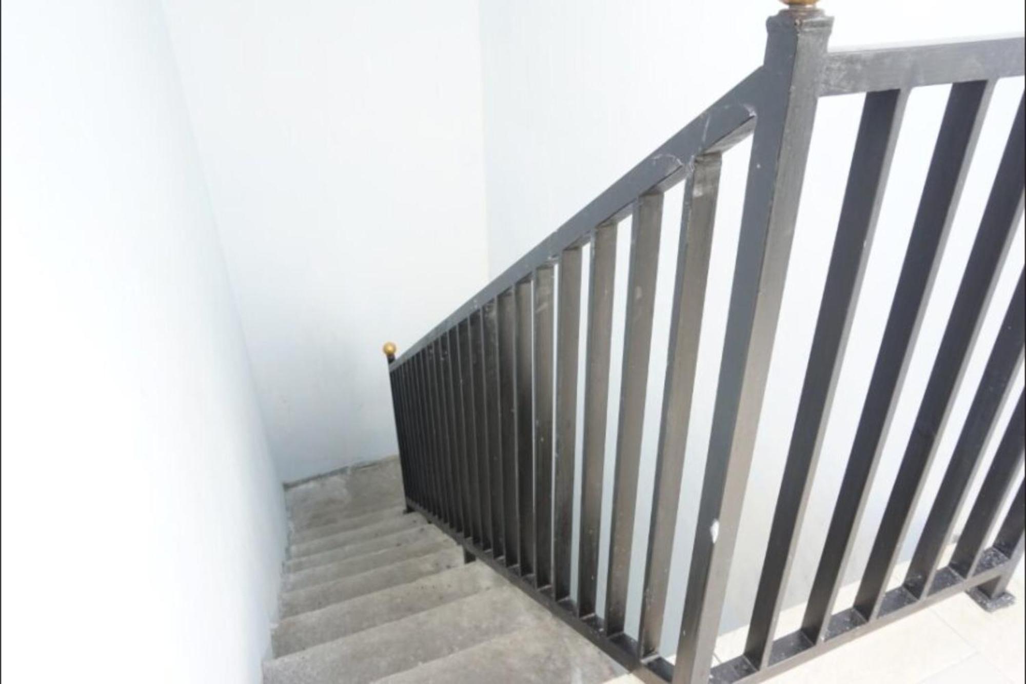 Hotel Spot On 93611 Kost Pak Suyatno Syariah 2 Ponorogo Exterior foto