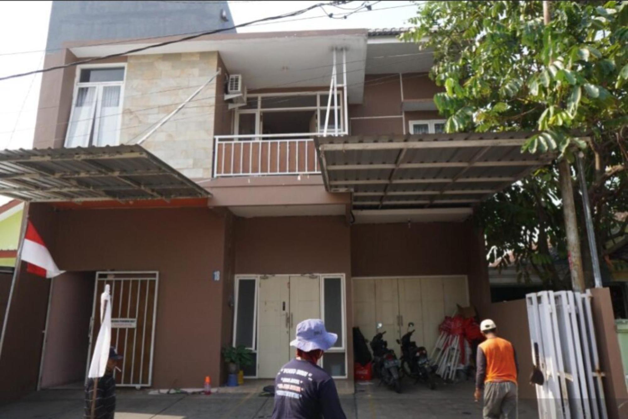 Hotel Spot On 93611 Kost Pak Suyatno Syariah 2 Ponorogo Exterior foto
